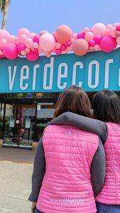 Hoy estamos de celebración. Laura cumple años y yo (Cristina) no puedo estar más...