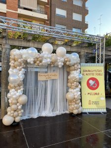 Bienvenida a los niños de Meliana. Un acto súper original en el que no podían fa...