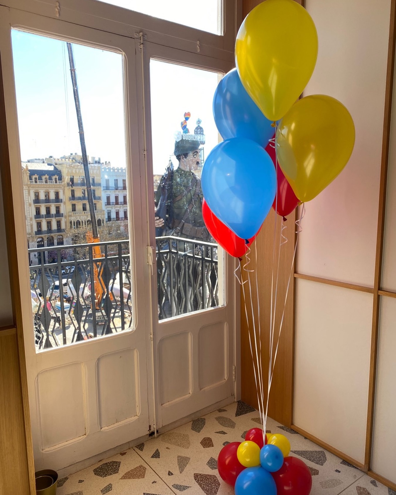 Ahora sí que sí, EMPIEZAN LAS FALLAS Que paséis unos días estupendos, que nos v...