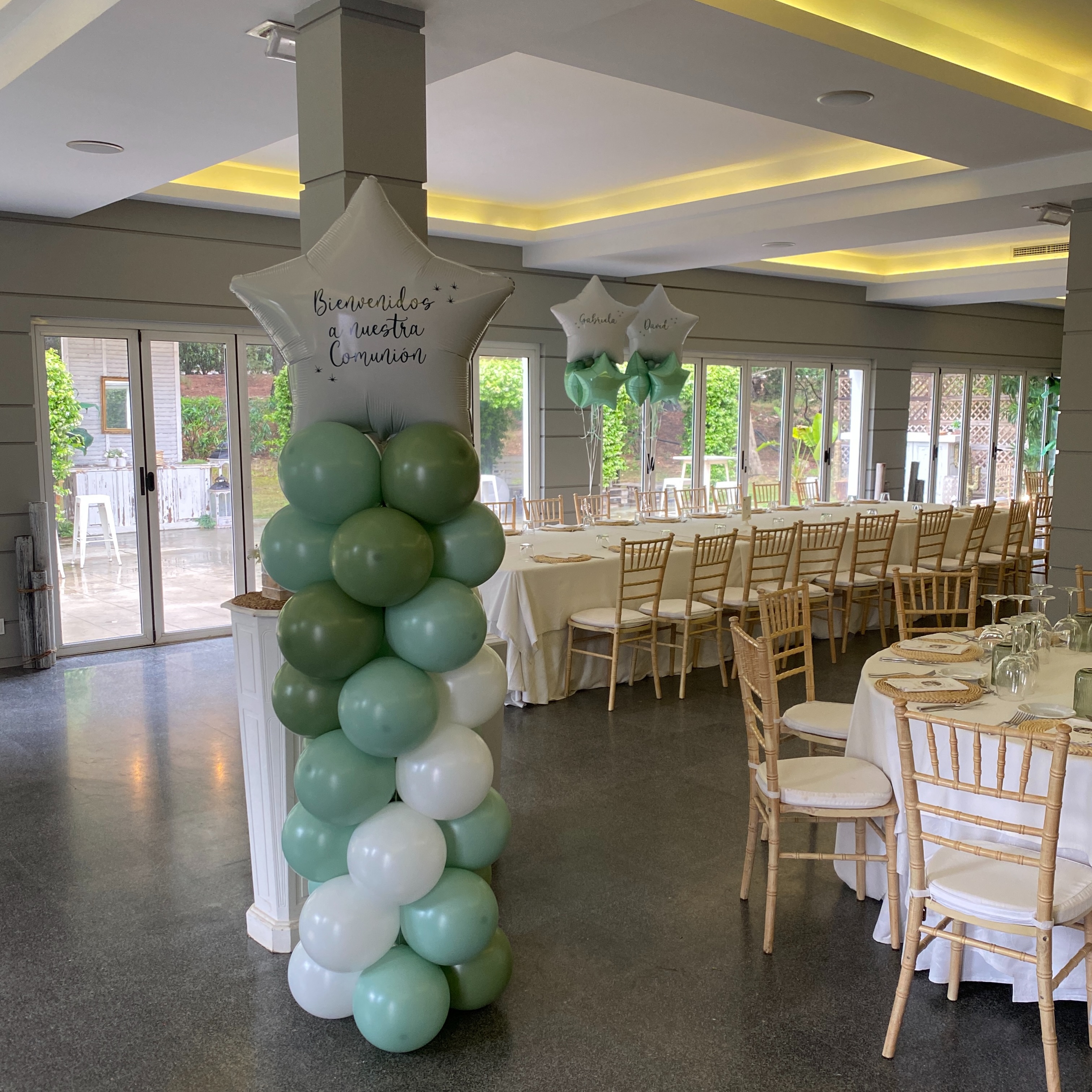 Aunque estamos decorando todo tipo de eventos, las comuniones siempre son las pr...